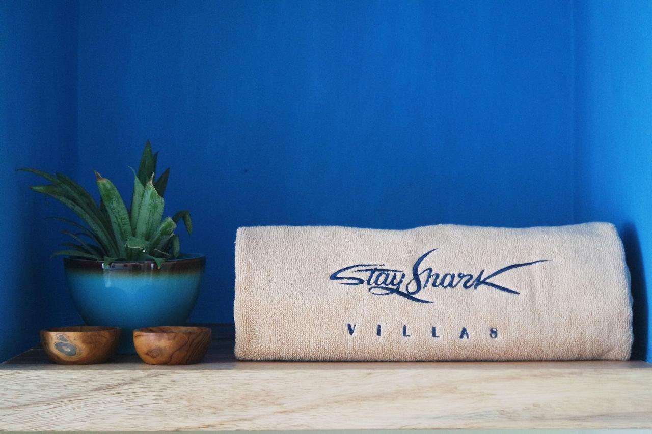 Stay Shark Villas Gili Air Extérieur photo